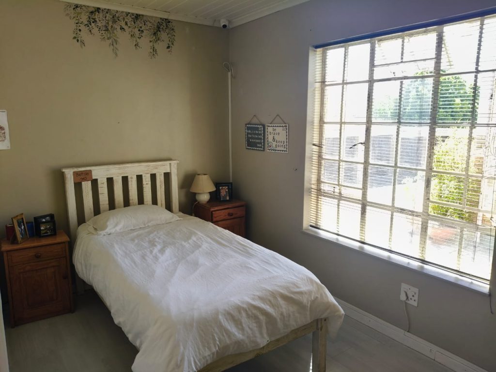 0c604830-88a7-4b24-a72b-cac02ab1e891